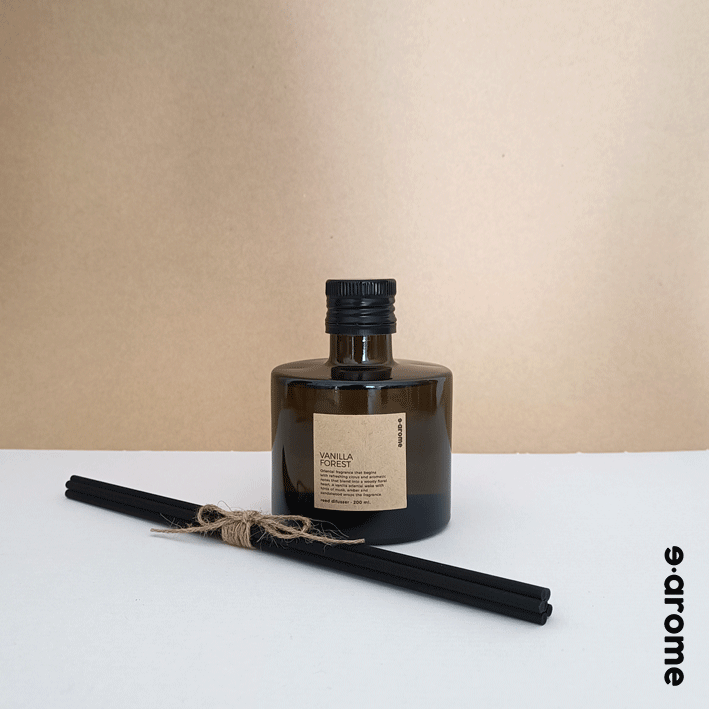 Reed diffuser 'Vanilla Forest' 250 ml. - e-arome